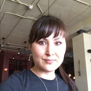 Meet your Posher, Nadine